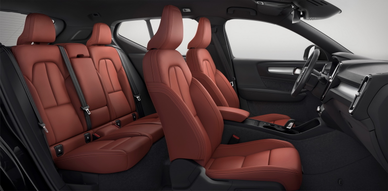 Illustration for article titled The 2018 Volvo XC40 Looks Great And You Can Own It In A New And Different Way